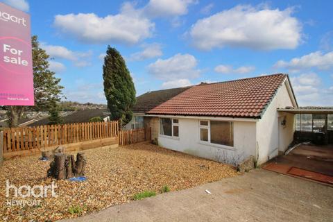 2 bedroom bungalow for sale - Lawrence Hill Avenue, Newport