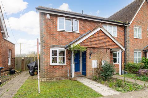 2 bedroom end of terrace house for sale, Old School Mews, Chartham, CT4