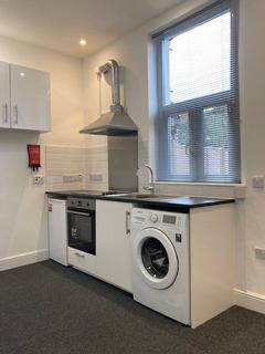 Studio to rent, Bickerton Road, Archway, London, N19