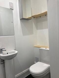 Studio to rent, Bickerton Road, Archway, London, N19