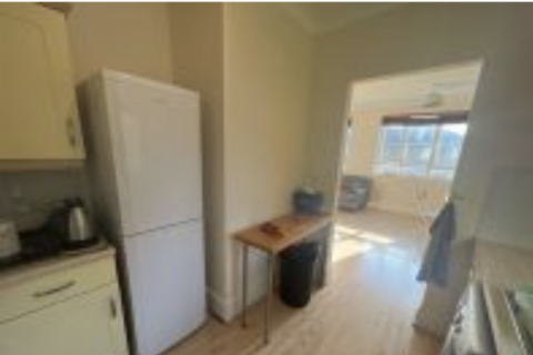 2 bedroom apartment to rent - Holly Street, London E8