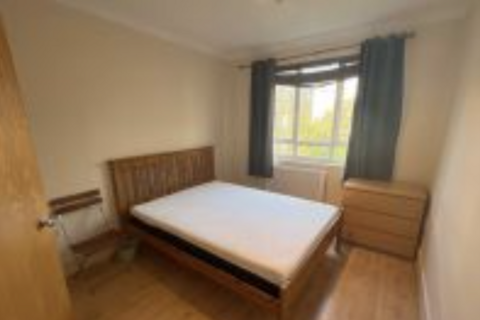2 bedroom apartment to rent - Holly Street, London E8