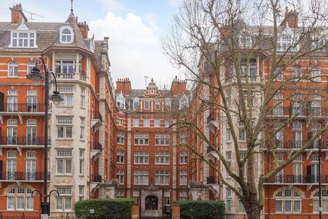 1 bedroom flat for sale, Queen's Gate, South Kensington SW7