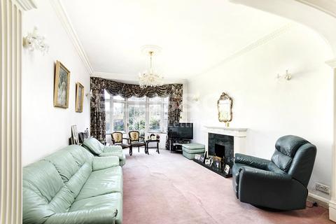 4 bedroom semi-detached house for sale - GOLDERS GREEN ROAD, LONDON, NW11