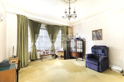 85138 flat golders green road london nw11 9al 4 S 