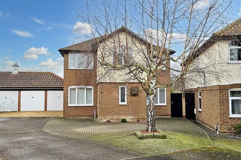 4 bedroom detached house for sale, Melford Close, Cambridge CB25