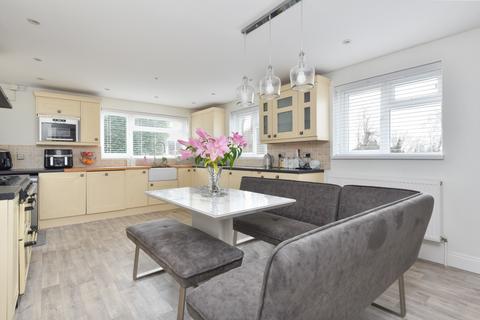 7 Babs Oak Hill, Sturry, Canterbury, CT2 0JR