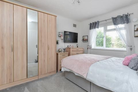 7 Babs Oak Hill, Sturry, Canterbury, CT2 0JR