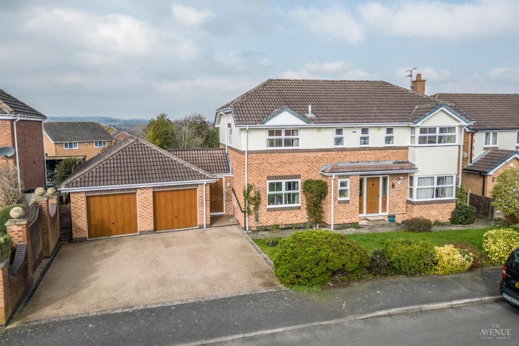 Acorn Ridge, Walton, Chesterfield... 5 bed detached house for sale £625,000