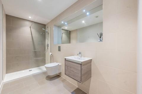 1 bedroom flat for sale, Field End Road, Eastcote, RUISLIP, HA4