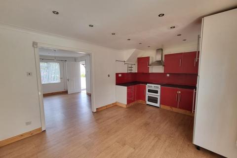 3 bedroom semi-detached house to rent, Tamworth Drive,  Shaw,  SN5
