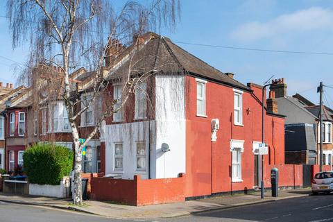 3 bedroom house to rent - Burns Road, Harlesden, London, NW10