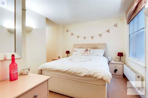 2 bedroom maisonette for sale, Kings Cross Road, London, WC1X