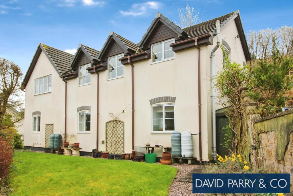 Llangunllo KNIGHTON LD7 1SP 4 bed detached house for sale £435,000