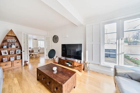 3 bedroom flat for sale, Camberwell New Road, London, SE5