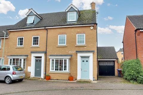 3 bedroom end of terrace house for sale - Red Lodge, Bury St. Edmunds IP28