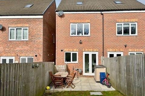 3 bedroom townhouse for sale - Hazelbank, Coundon Gate, Bishop Auckland, DL14