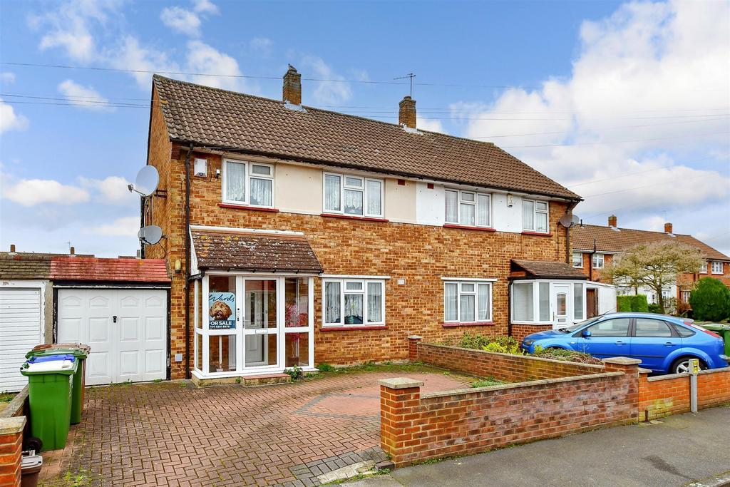 Hartley Road, Welling, Kent 3 bed semidetached house for sale £425,000