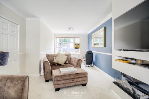 42 Barnfield Drive, Solihull, B92 0QB
