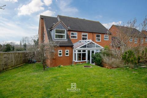 4 bedroom end of terrace house for sale - Rosewood Crescent, Leamington Spa, Warwickshire, cv32