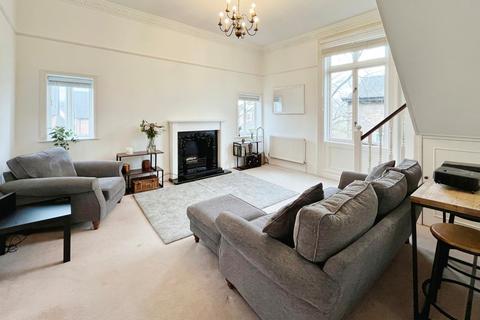 3 bedroom flat for sale, Didsbury Park, Didsbury, Manchester, M20