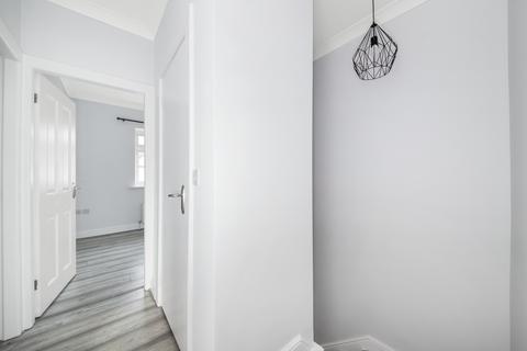 167 Knapmill Road, Bellingham, London, SE6 3TF