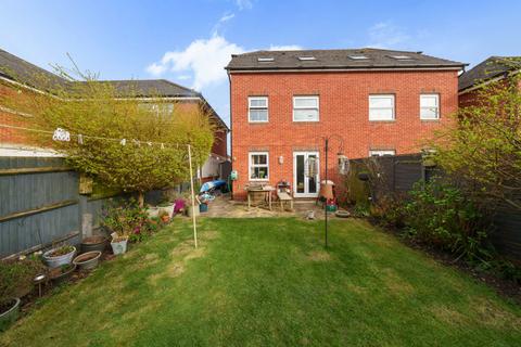 4 bedroom semi-detached house for sale, Cirrus Drive, Shinfield, Reading