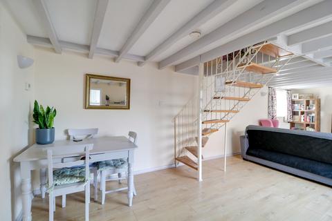9 Low Road, Burwell, Cambridge, CB25 0EJ