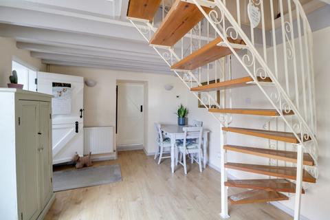 9 Low Road, Burwell, Cambridge, CB25 0EJ