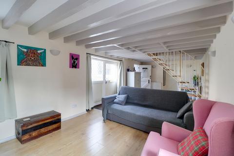 9 Low Road, Burwell, Cambridge, CB25 0EJ