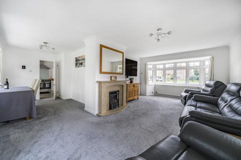 3 bedroom detached house for sale - Cypress Drive, Fleet, Hampshire