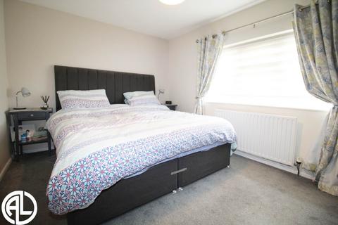 67 Maycroft, Letchworth Garden City, SG6 4QB