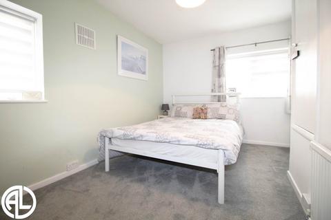 67 Maycroft, Letchworth Garden City, SG6 4QB