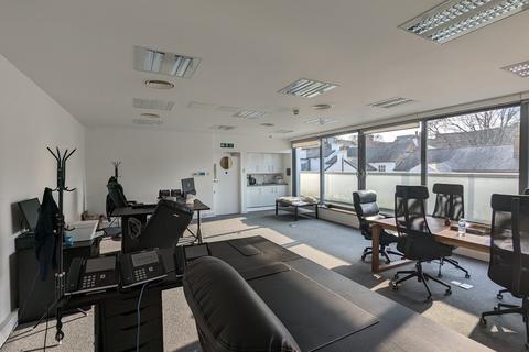 Office to rent - 4th Floor High Point, Sydenham Road, Surrey, GU1 3RX