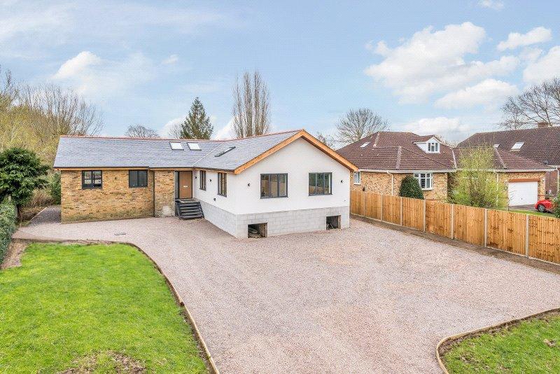 Hamm Court, Weybridge, KT13 4 bed detached house for sale £1,895,000