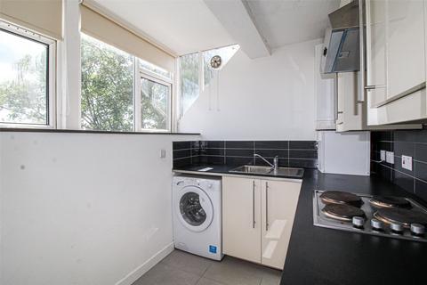 Studio to rent, Apt 7, 30 Brudenell Road, 30 Brudenell Road LS6