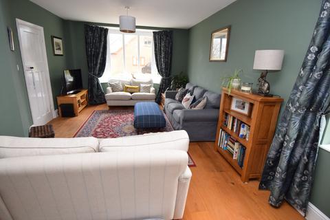 3 bedroom chalet for sale, Robin Hill Lane, Durrington, SP4 8DN