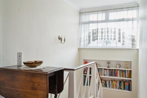 22 Bowyer Crescent, Denham, Uxbridge, UB9 5JE