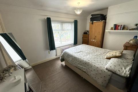 3 bedroom semi-detached house for sale - St. Annes Road, Denton, Manchester