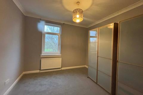 2 bedroom flat to rent, Burnside Crescent, Blantyre, G72