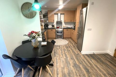Flat 2, Redwing House Corporation Road, Audenshaw, Manchester, M34 5ZD