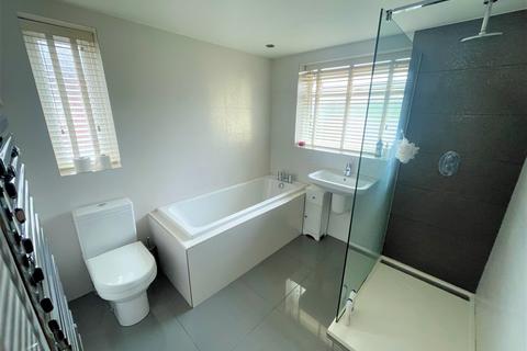 12 Dene Brow, Denton, Manchester, M34 7PX