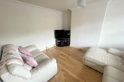 12 Dene Brow, Denton, Manchester, M34 7PX