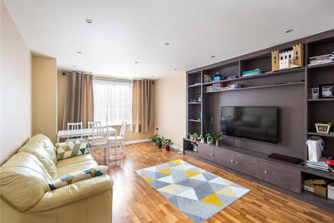 2 bedroom flat for sale, Cherrywood Close, Bow, London, E3