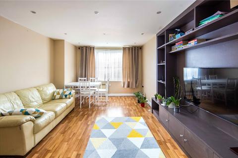 2 bedroom flat for sale, Cherrywood Close, Bow, London, E3