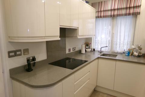 2 bedroom maisonette for sale, Grove House Clyne Close, Mayals, Swansea Sa3 5hl