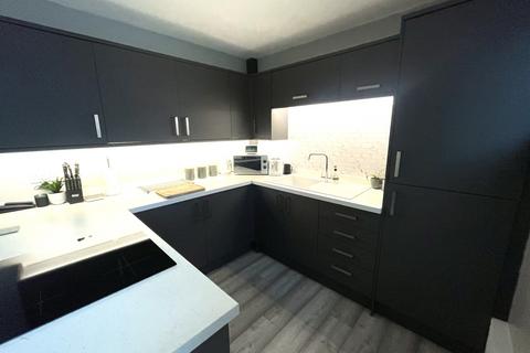 18 Cedar Grove, Denton, Manchester, M34 2BD