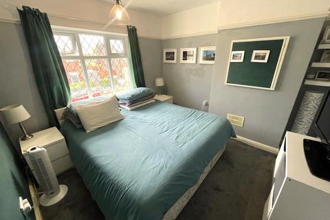 18 Cedar Grove, Denton, Manchester, M34 2BD