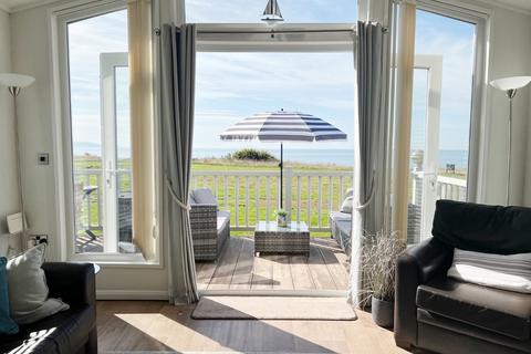 Chewton Cliff, Hoburne Naish Holiday Park, Barton On Sea, Hampshire, BH25