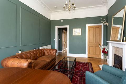 2 bedroom flat for sale, 4/7 Bowhill Terrace, Edinburgh EH3 5QY